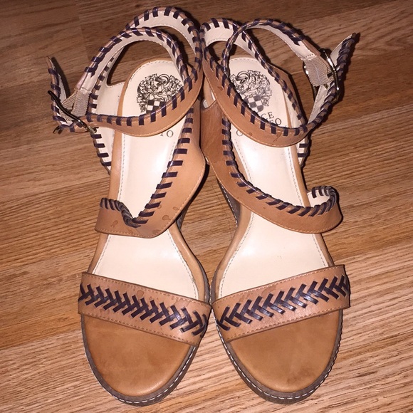 Vince Camuto Ivanta Wedge Sandals - Picture 6 of 8